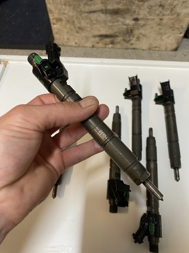 Range rover fuel injector - range,