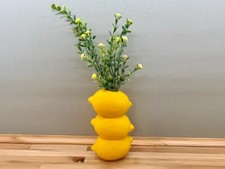 Stacked Lemon Vase –