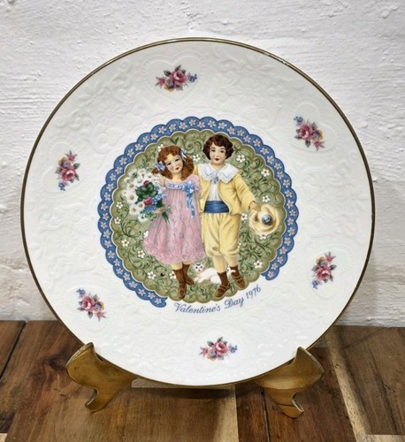 Royal doulton vintage - royal,