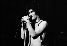 Gary Holton Lead Singer With