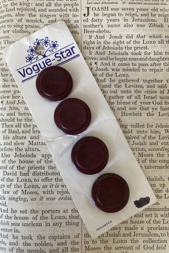 Vintage vogue star - vogue-star, buttons