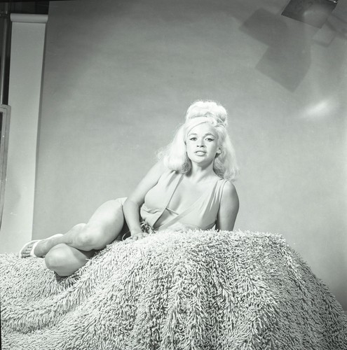 Jayne mansfield busty - busty, 20x20