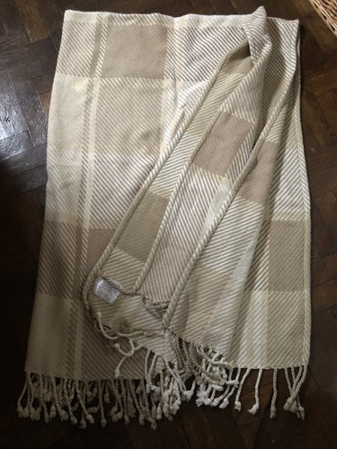 Laura ashley dylan beige - laura,