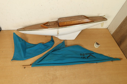 Vintage wooden plastic pond - wooden,