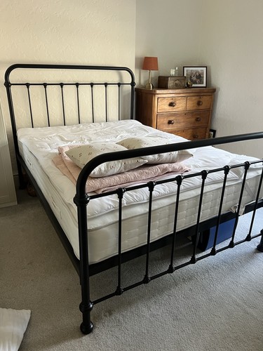 Oliver matt black metal - black, bed