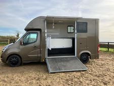 equestrian horsebox 3.5 ton
