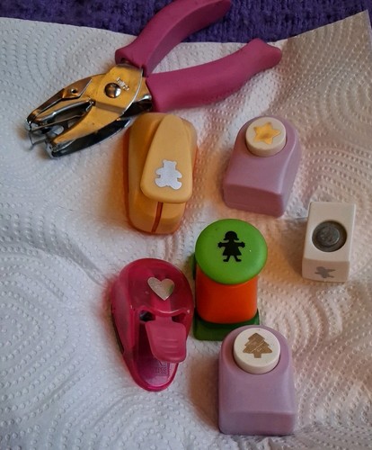 Eight shaped embossing punches - eight,