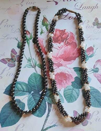 Hematite round beaded - 2x,