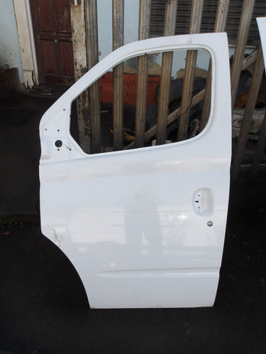 Ldv v80 front door - n/s, 2015