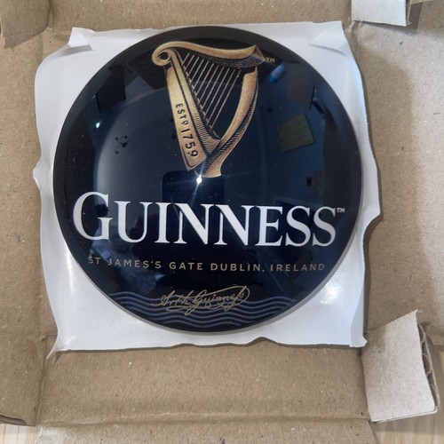 Guinness round fish - fish, badge