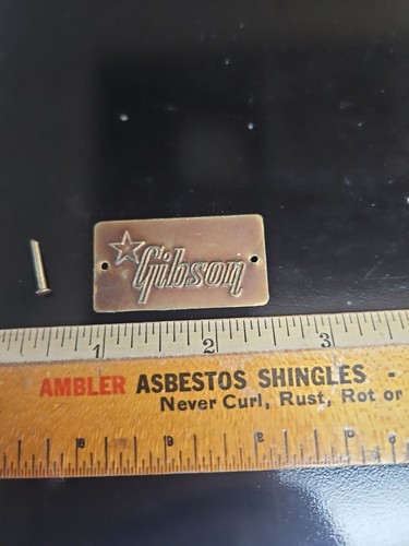 Gibson brass guitar case badge - brass,
