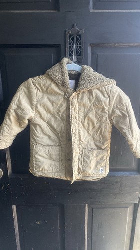 Zara - ,