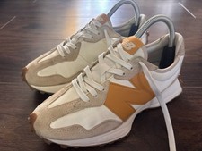 New Balance 327 ‘Golden Moonbeam’ Trainers Uk Size 6