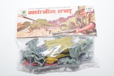 B85 PLASTIC RI TOYS 3378