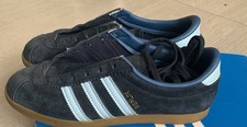 adidas vintage  reverse Berlin Trainers Blue/Suede, UK Size 6 