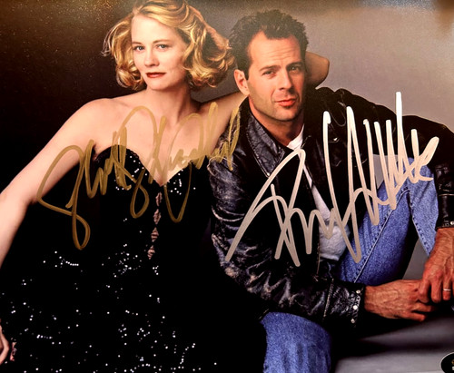 Moonlighting cast signed 8x10 - cast,