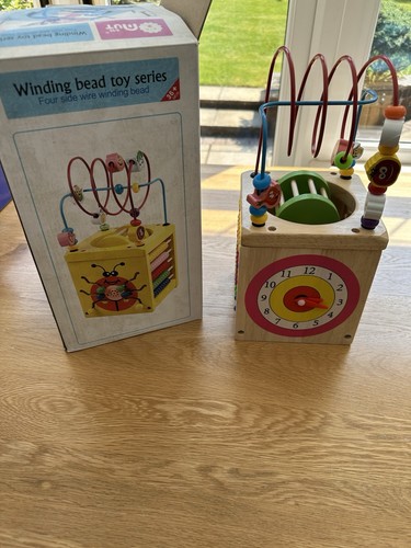 Wooden activity cube winding - cube,