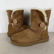 UGG Australia Bailey Button