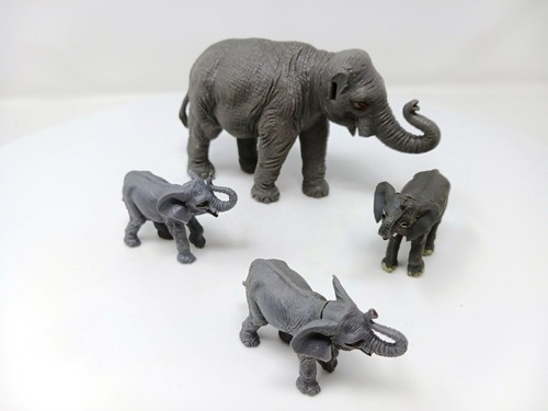 Vintage brtains elephant - brtains,