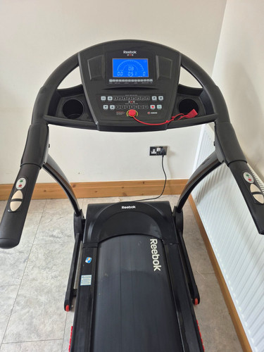 Reebok zr9 treadmill - reebok,