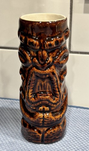 Kon tiki mug waikiki - kon, hawaii