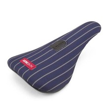 Kink Pinstripe Pivotal Seat