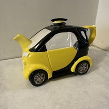 Swineside Teapottery Smart Car