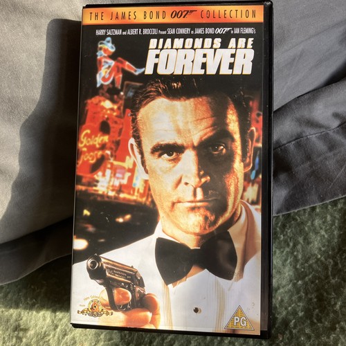 James bond 007 collection - james,