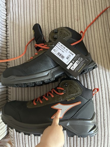 Safety boots - safety, uk