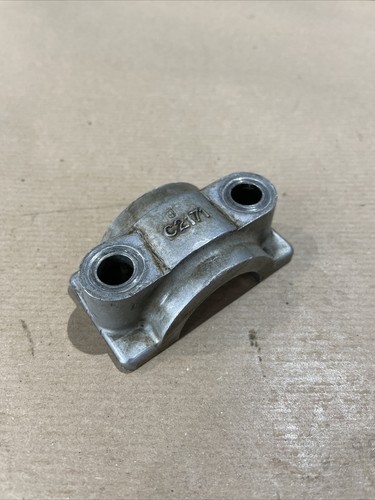 Jaguar engine cylinder head - cylinder,