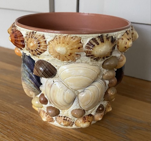 Vintage sea shell hand - vintage,