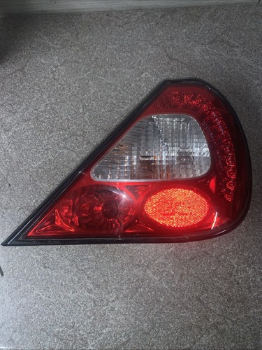 Rear right tail - rear, light