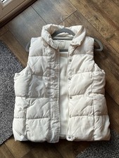 Old Navy. White Quilted Padded