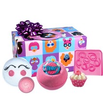 Bomb Cosmetic Bomb Babes Gift