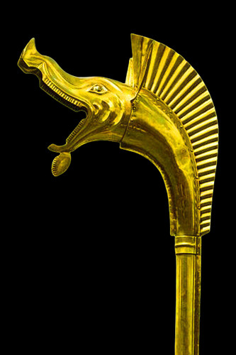 Carnyx tintignac celtic war - carnyx,