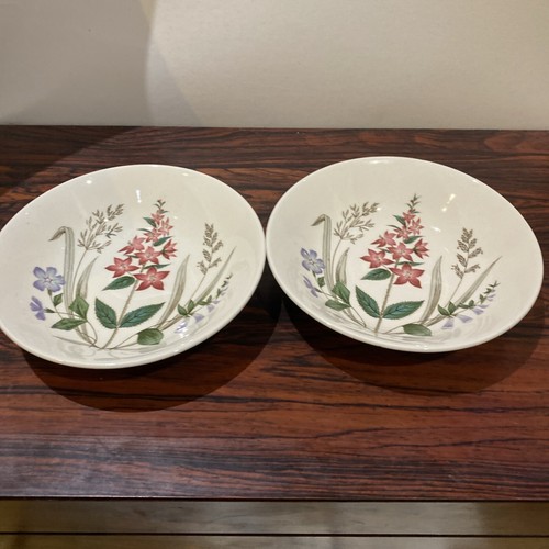 English garden ridgeway - by,