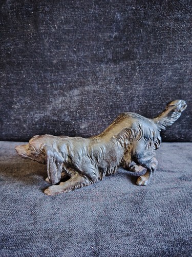 Pretty cast steel - , dog