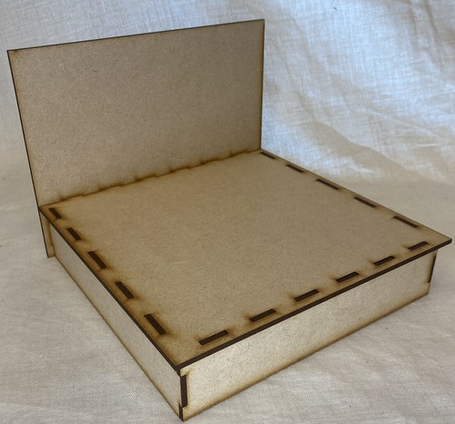 Small model display baseboard - model,