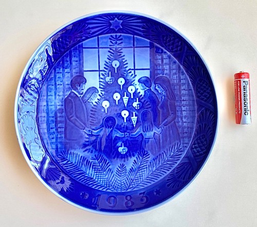Royal copenhagen 1983 - royal,