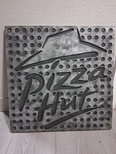 Pizza hut wood sign - pizza,
