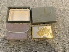 Clover Musical Powder Compact