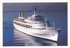 P&O'S Canberra Cruise Ship