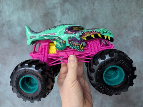 Monster jam hot - wheels, zombie