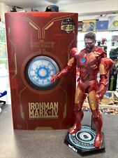 Iron Man Mark IV Holographic Edition Hot Toys MMS568 1/6th Scale