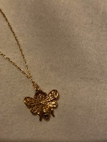 Carat solid gold bumble bee - solid,