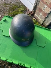 Wwii steel helmet with - , us