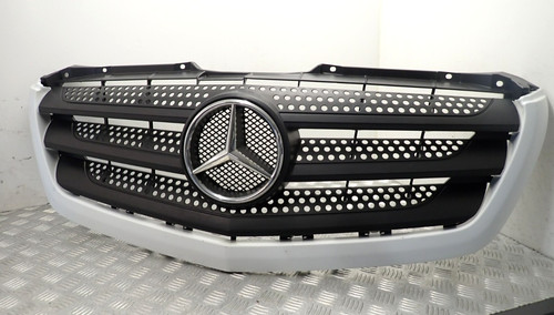 Mercedes sprinter 2014 front - mercedes,