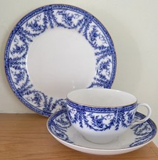 Lovely Vintage Royal Worcester Blue & White Cup Saucer & Tea Plate Trio Set