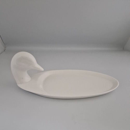 Maxwell williams dish - &,