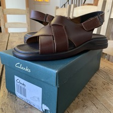 Clarks Priors Brown Leather
